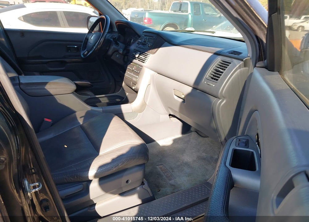 2003 HONDA PILOT EX-L VIN: 2HKYF18543H588189