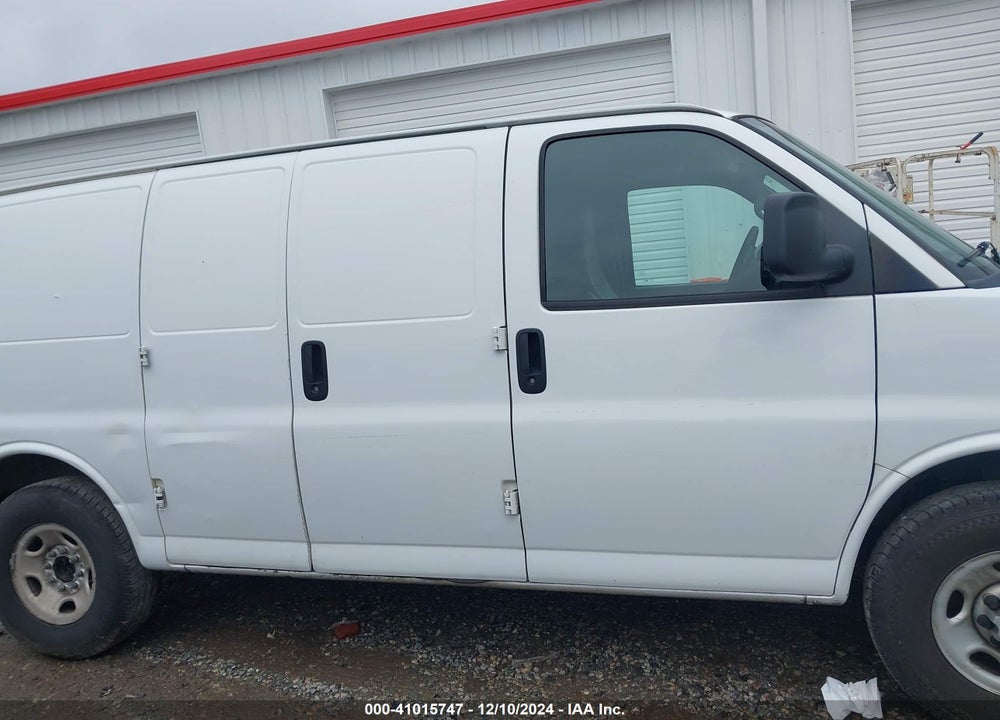 2017 CHEVROLET EXPRESS 2500 WORK VAN VIN: 1GCWGAFF5H1196434
