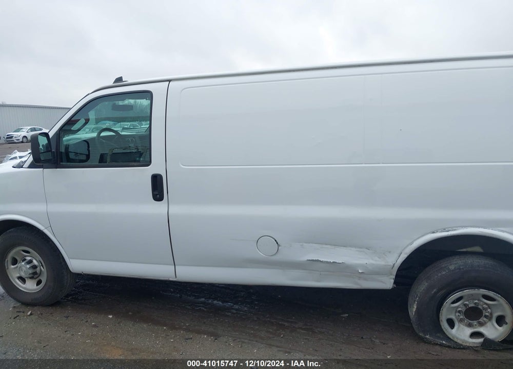 2017 CHEVROLET EXPRESS 2500 WORK VAN VIN: 1GCWGAFF5H1196434