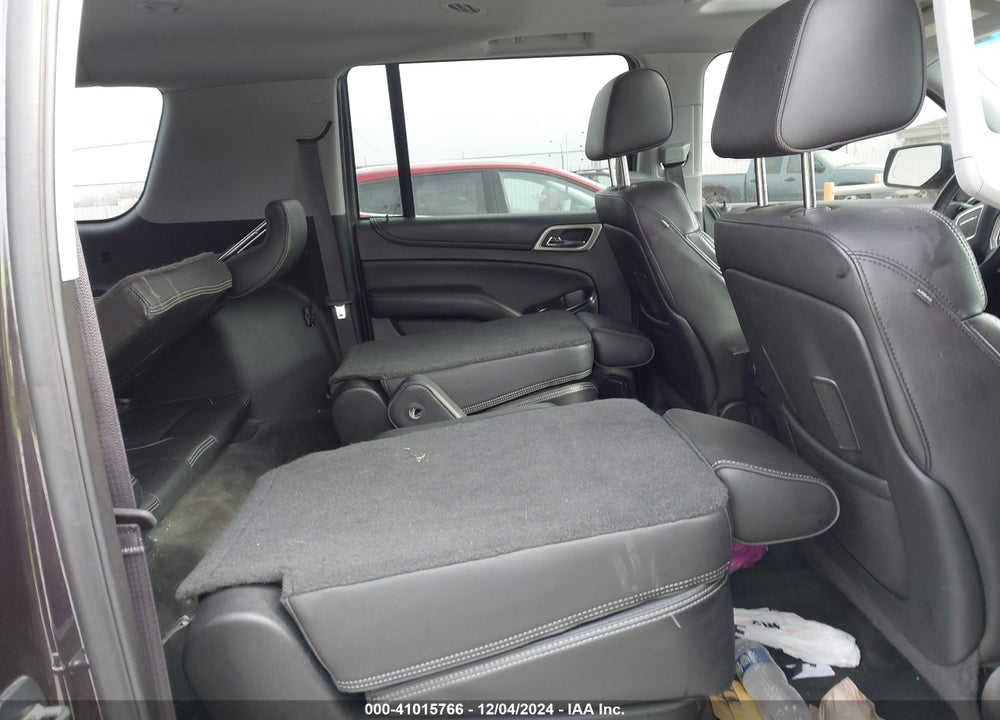 2015 GMC YUKON XL 1500 DENALI VIN: 1GKS2JKJ0FR519783