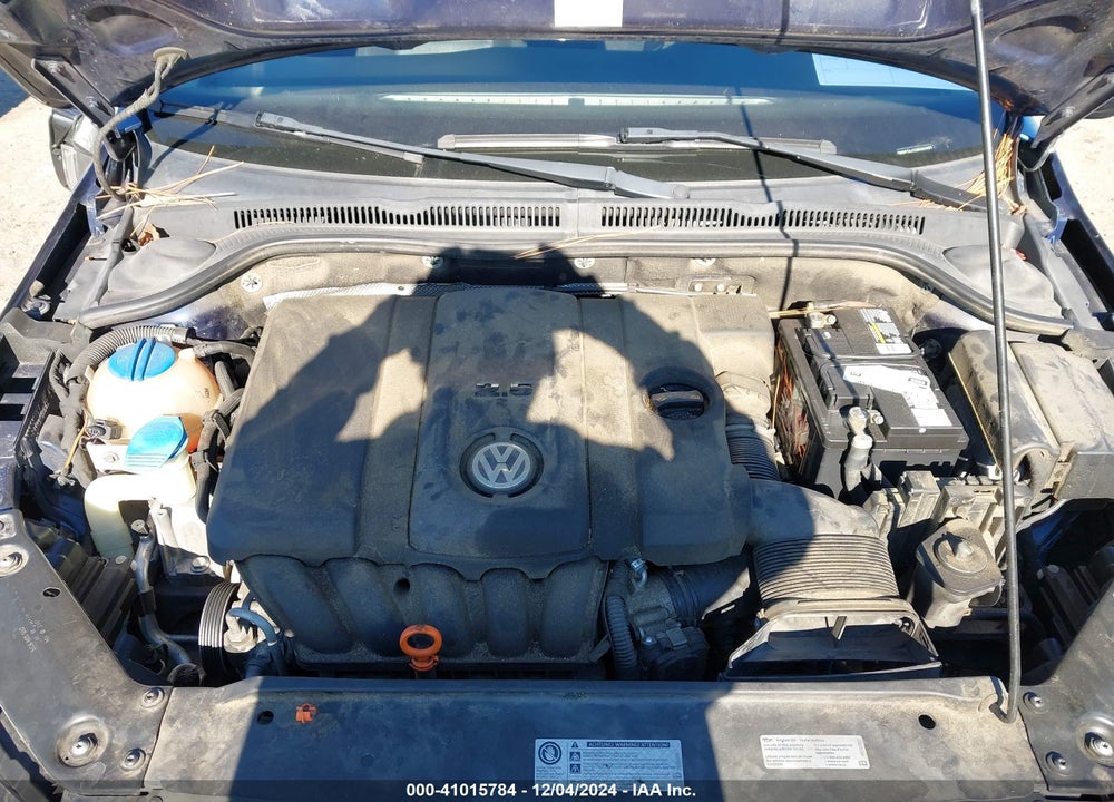 2012 VOLKSWAGEN JETTA 2.5L SE VIN: 3VWDP7AJ7CM384483