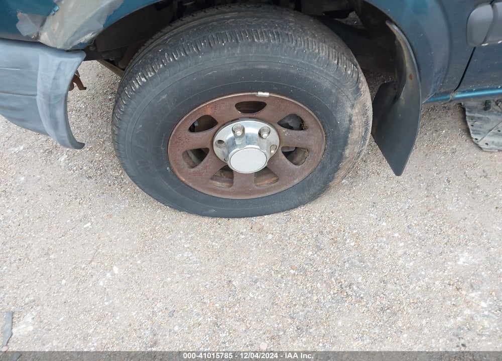 1998 ISUZU RODEO LS/S VIN: 4S2CK58W2W4316888