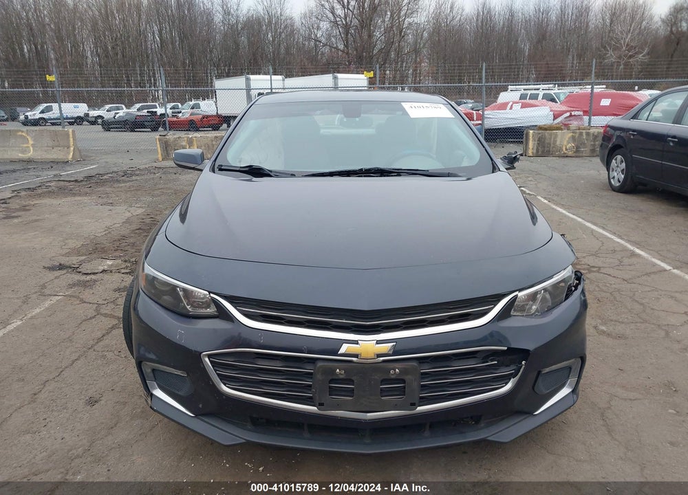 2018 CHEVROLET MALIBU VIN: 1G1ZD5ST0JF121621