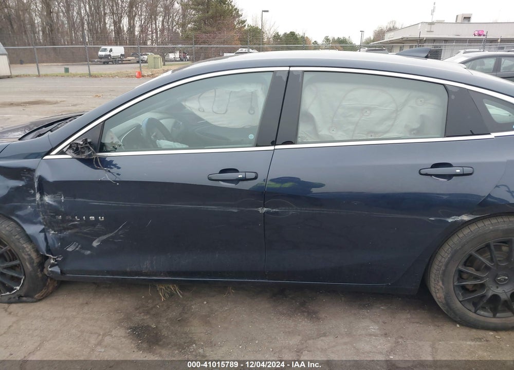 2018 CHEVROLET MALIBU VIN: 1G1ZD5ST0JF121621