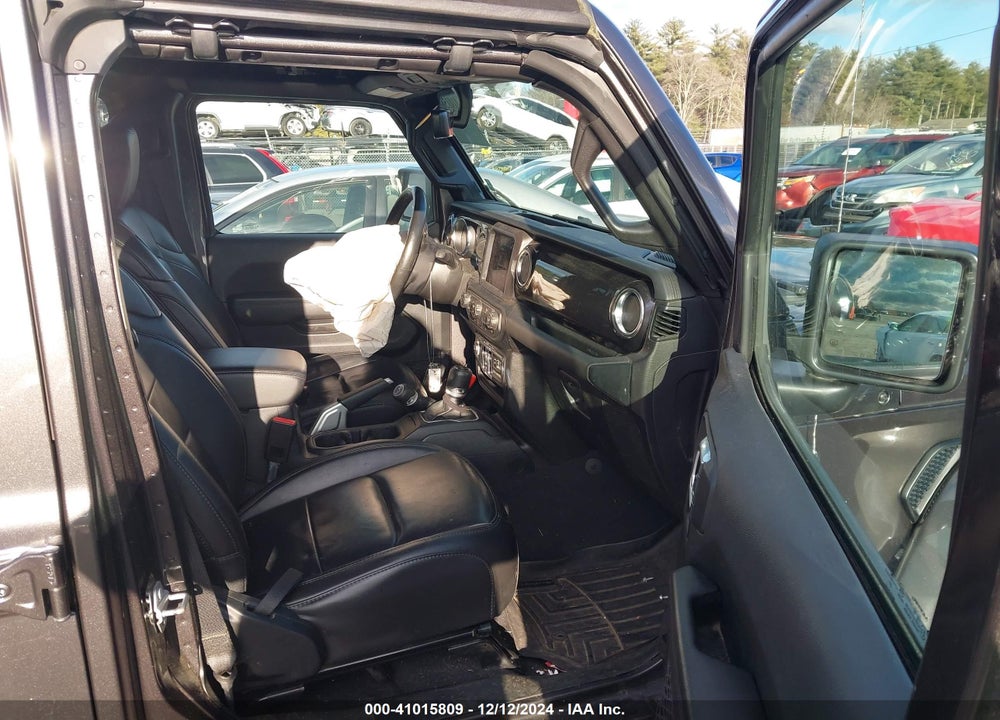 2021 JEEP WRANGLER UNLIMITED SAHARA ALTITUDE 4X4 VIN: 1C4HJXEN1MW611056