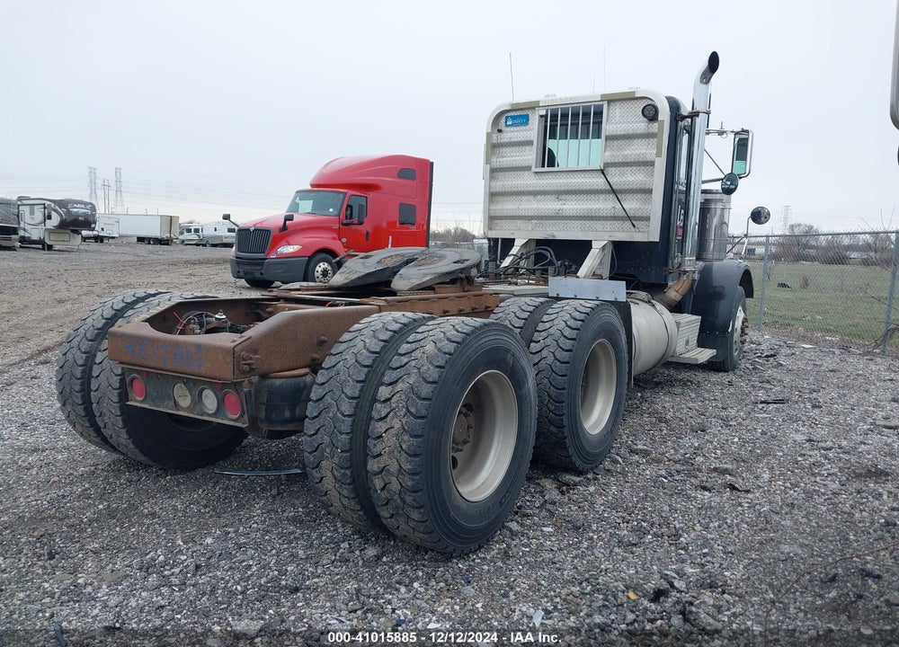 2000 PETERBILT 378 VIN: 1XPFDU9X5YN538342