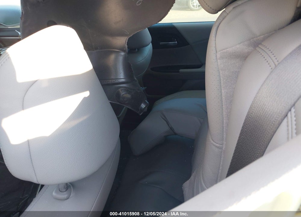 2016 HONDA ACCORD VIN: 1HGCR2F98GA017185
