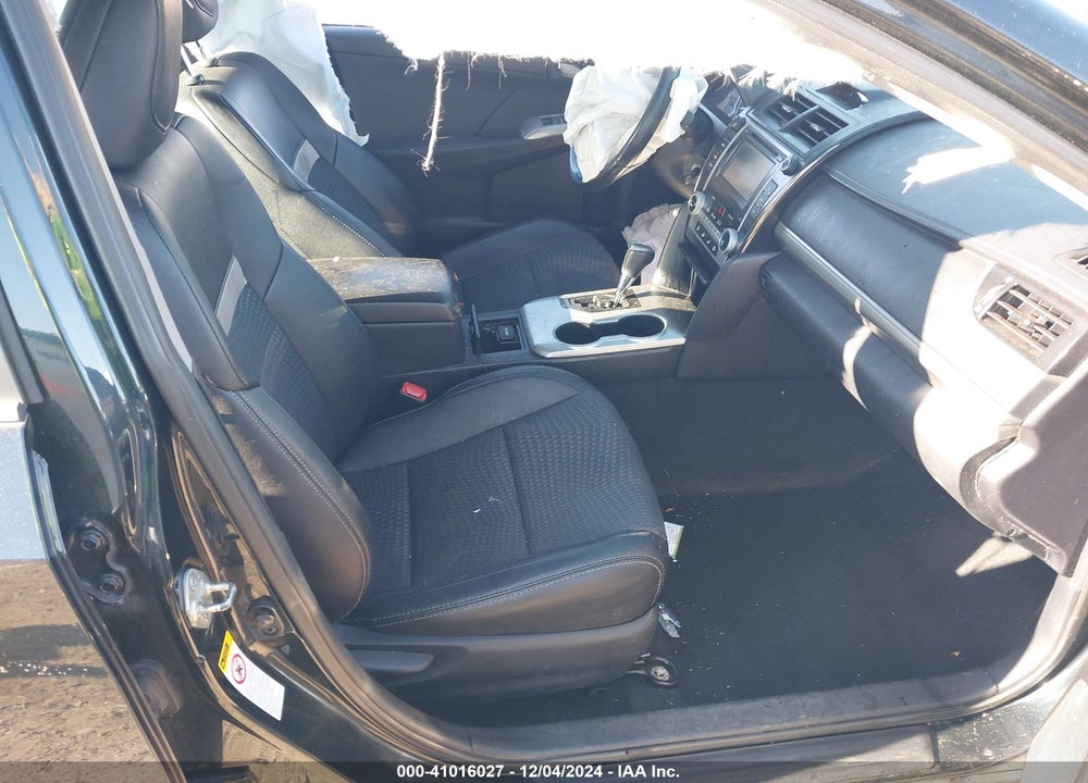 2013 TOYOTA CAMRY SE VIN: 4T1BF1FK8DU658018