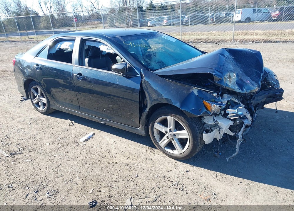 2013 TOYOTA CAMRY SE VIN: 4T1BF1FK8DU658018