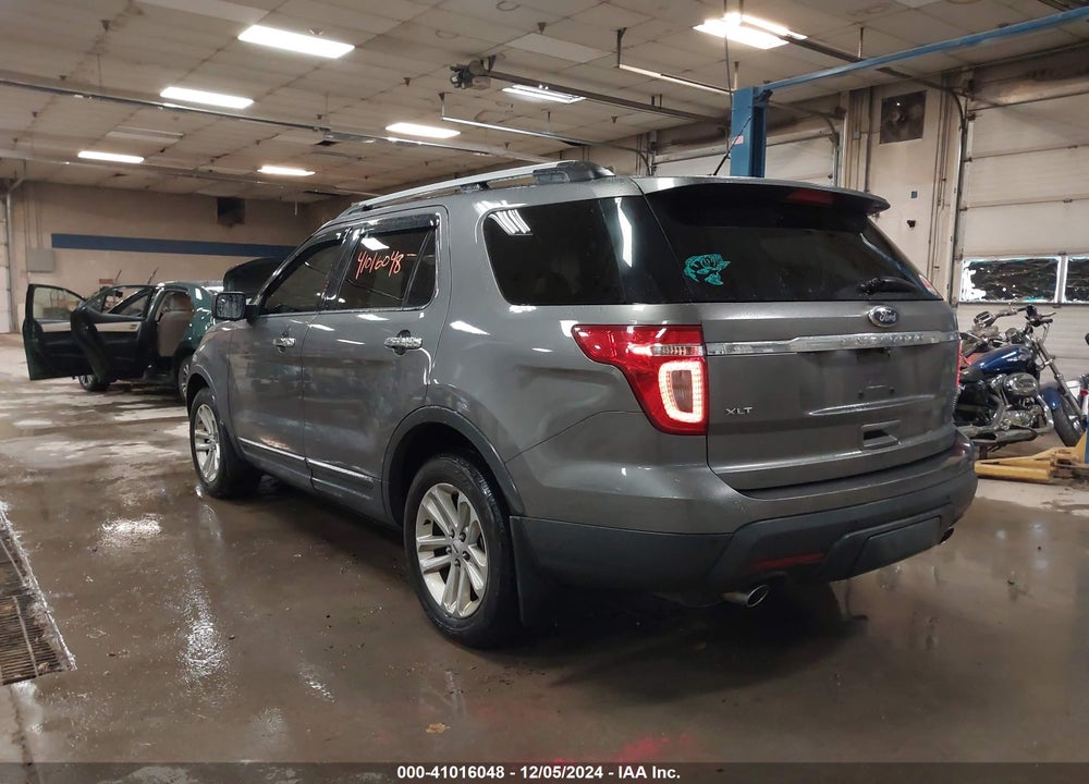 2012 FORD EXPLORER XLT VIN: 1FMHK7D80CGA27471