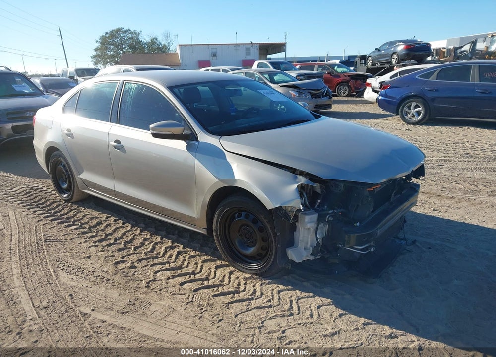 2013 VOLKSWAGEN JETTA 2.5L SE VIN: 3VWDP7AJ2DM246447