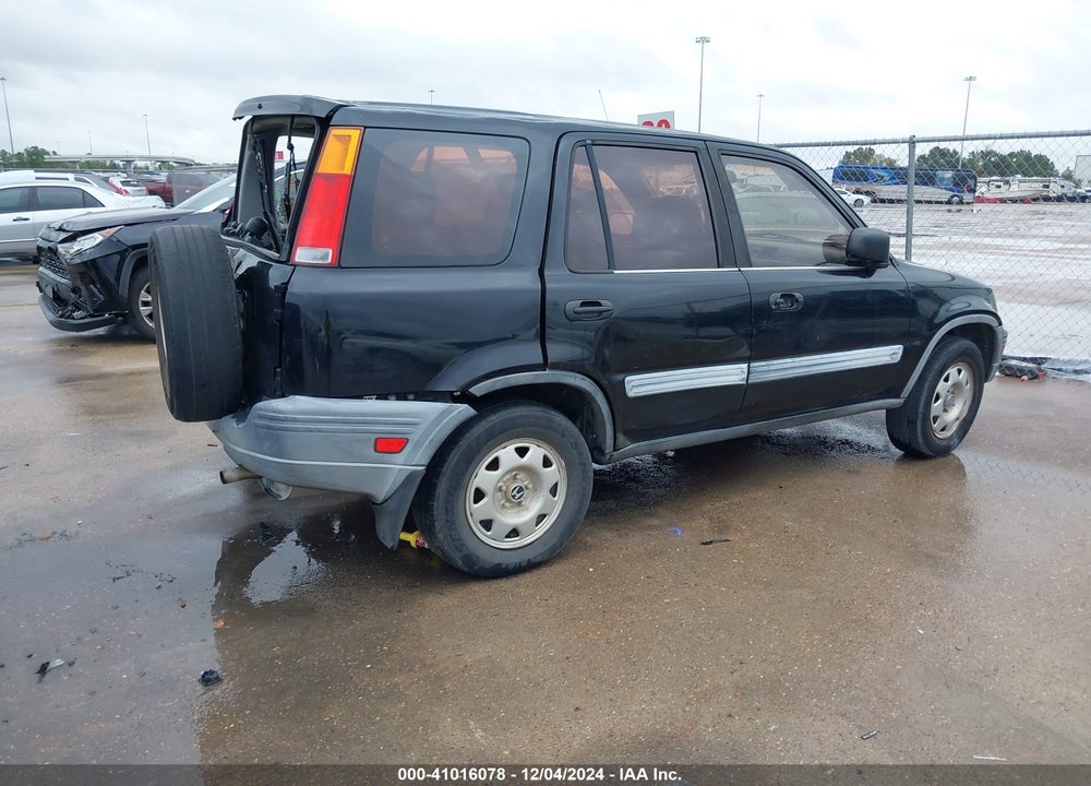 2000 HONDA CR-V LX VIN: JHLRD2840YC005405