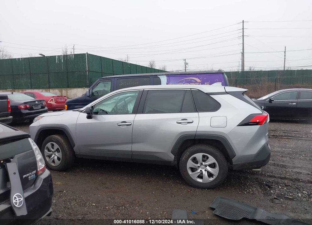 2022 TOYOTA RAV4 LE VIN: 2T3F1RFVXNW281211