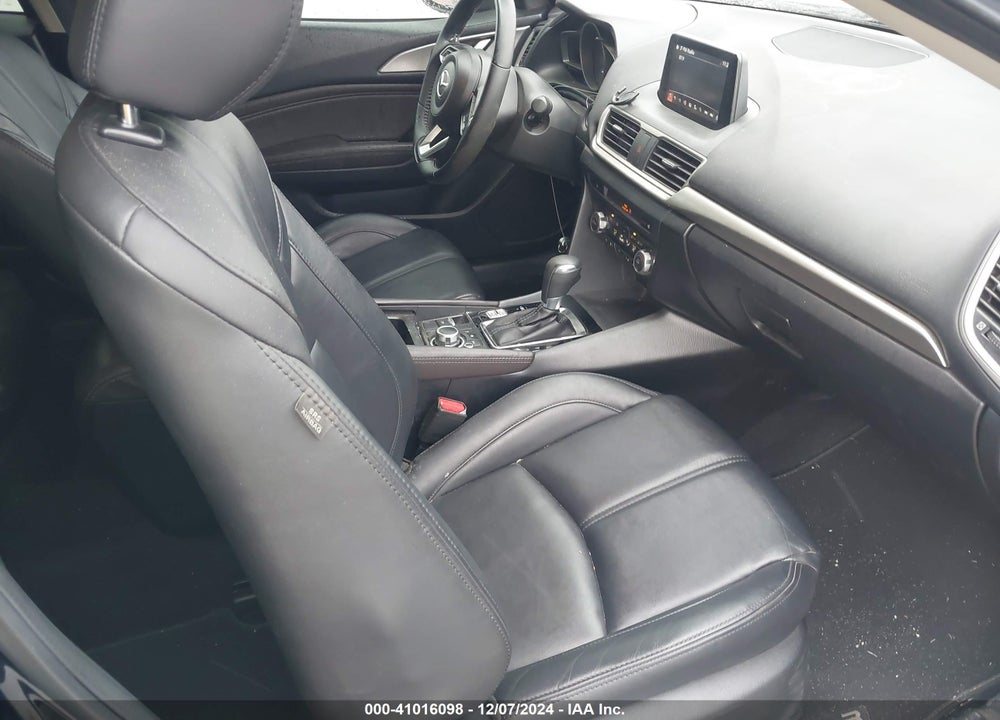 2018 MAZDA MAZDA3 VIN: 3MZBN1V39JM172624