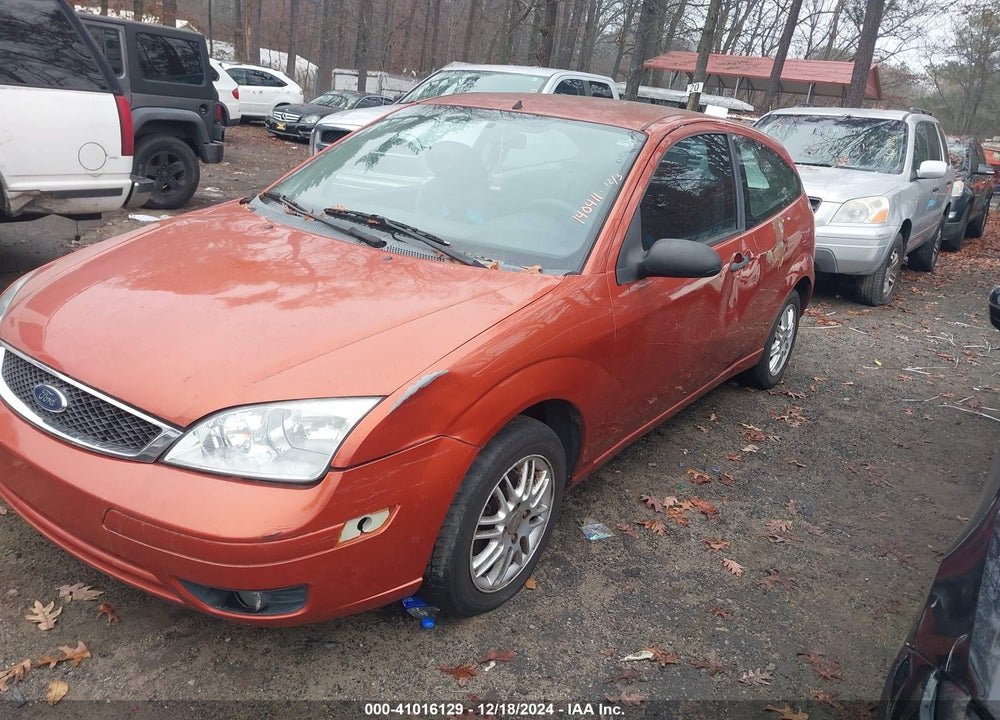 2005 FORD FOCUS ZX3 VIN: 3FAFP31N85R140411