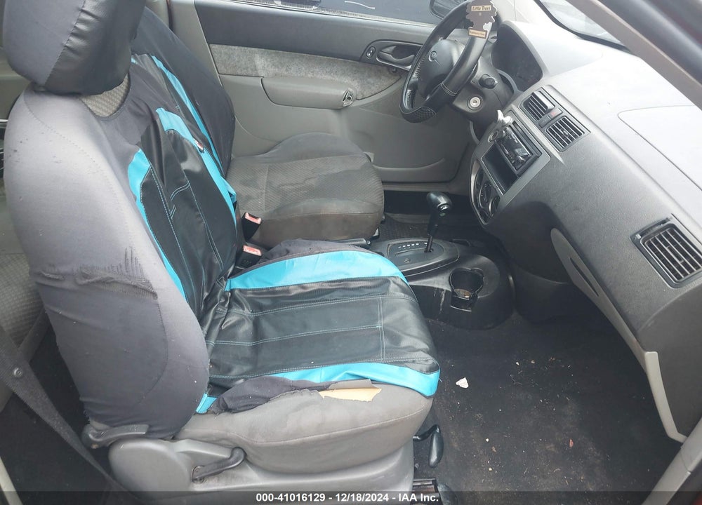 2005 FORD FOCUS ZX3 VIN: 3FAFP31N85R140411