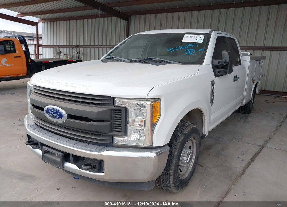 2017 FORD F-350 XL VIN: 1FT8X3A67HEB27989