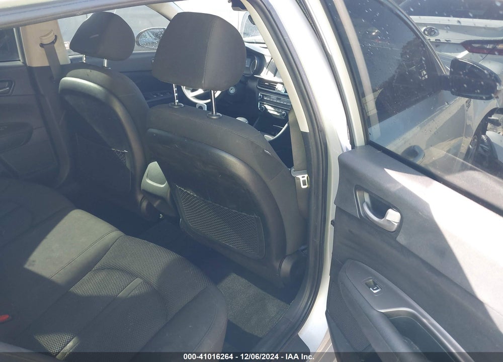 2020 KIA OPTIMA LX VIN: 5XXGT4L35LG438065