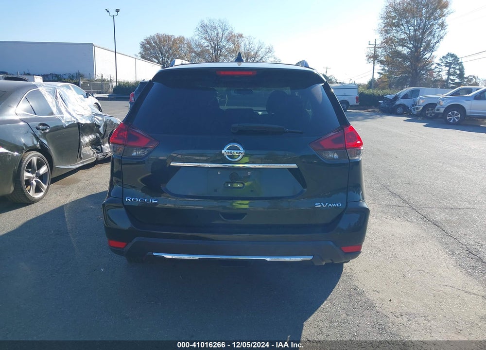 2018 NISSAN ROGUE SV VIN: 5N1AT2MV6JC804845
