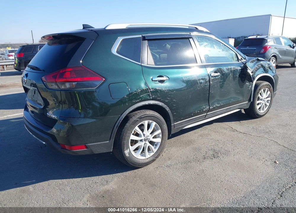 2018 NISSAN ROGUE SV VIN: 5N1AT2MV6JC804845