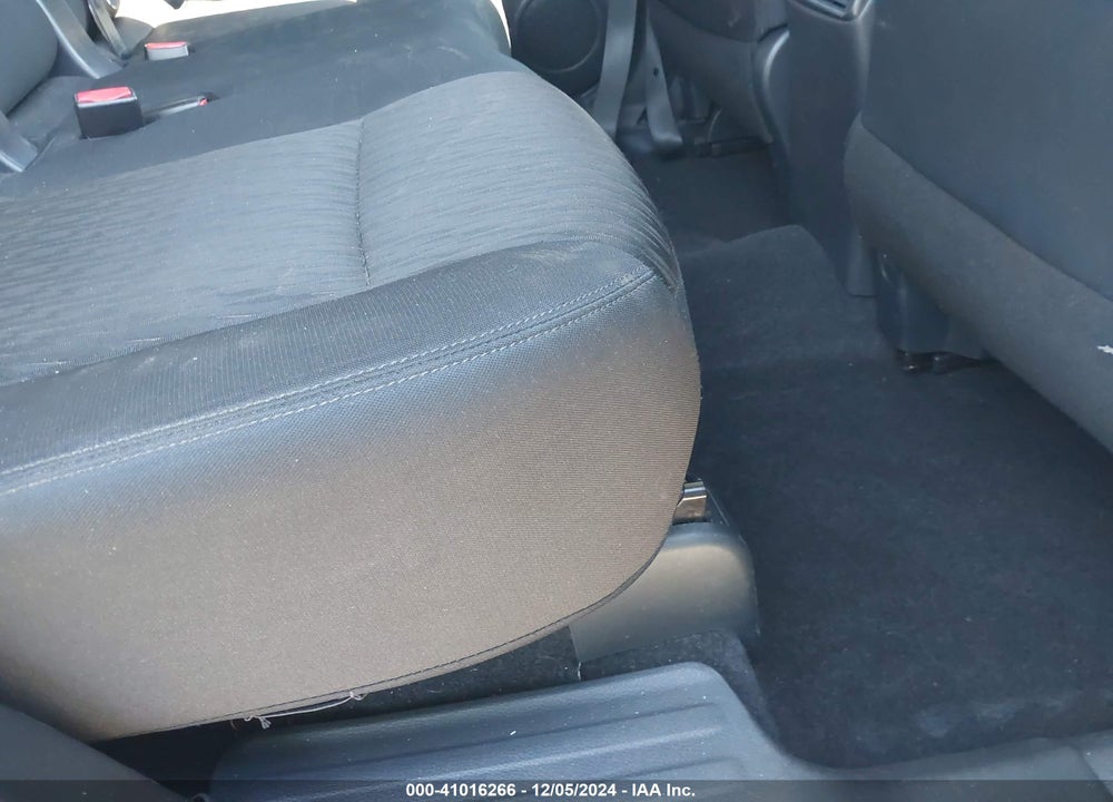 2018 NISSAN ROGUE SV VIN: 5N1AT2MV6JC804845