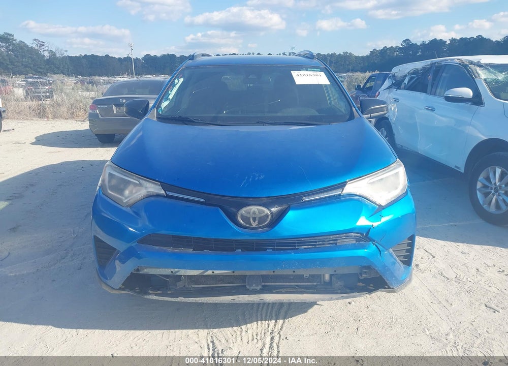 2018 TOYOTA RAV4 LE VIN: JTMZFREV7JJ729218
