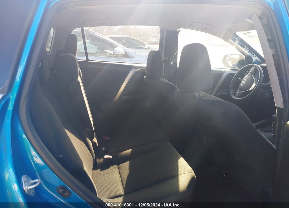 2018 TOYOTA RAV4 LE VIN: JTMZFREV7JJ729218