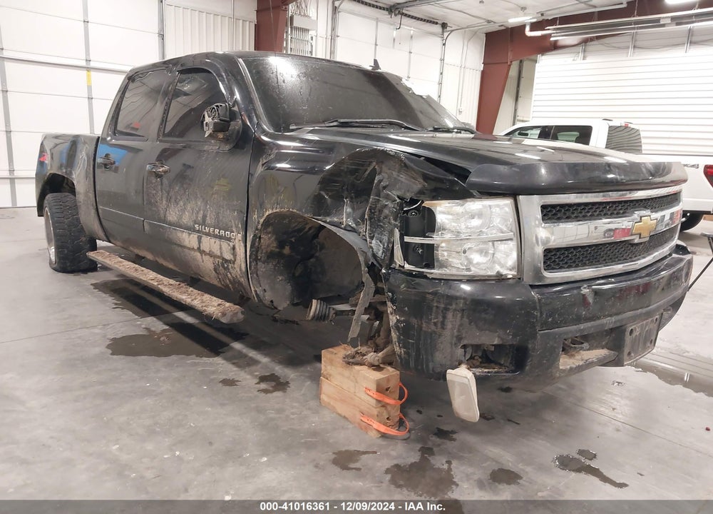 2007 CHEVROLET SILVERADO 1500 LTZ VIN: 2GCEK13M771512227
