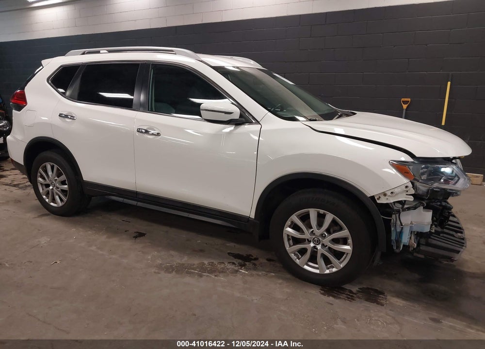 2017 NISSAN ROGUE SV VIN: 5N1AT2MV4HC883586
