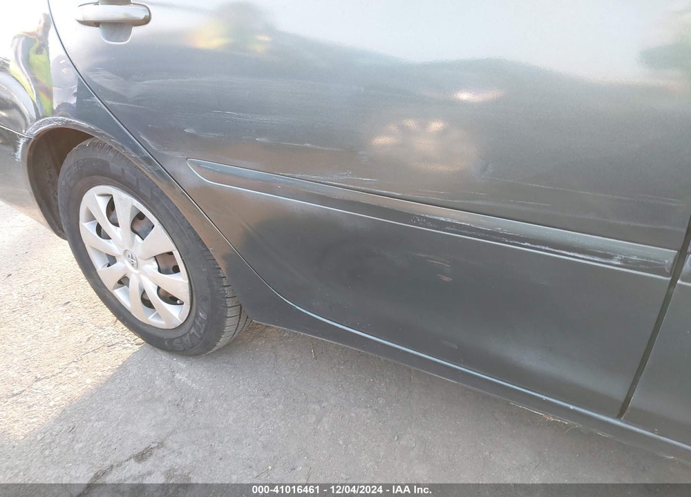 2002 TOYOTA CAMRY LE VIN: JTDBE32K920032281