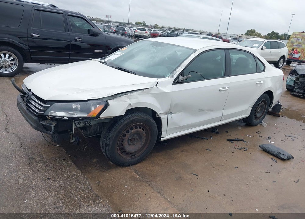2014 VOLKSWAGEN PASSAT 2.5L S VIN: 1VWAP7A35EC022094