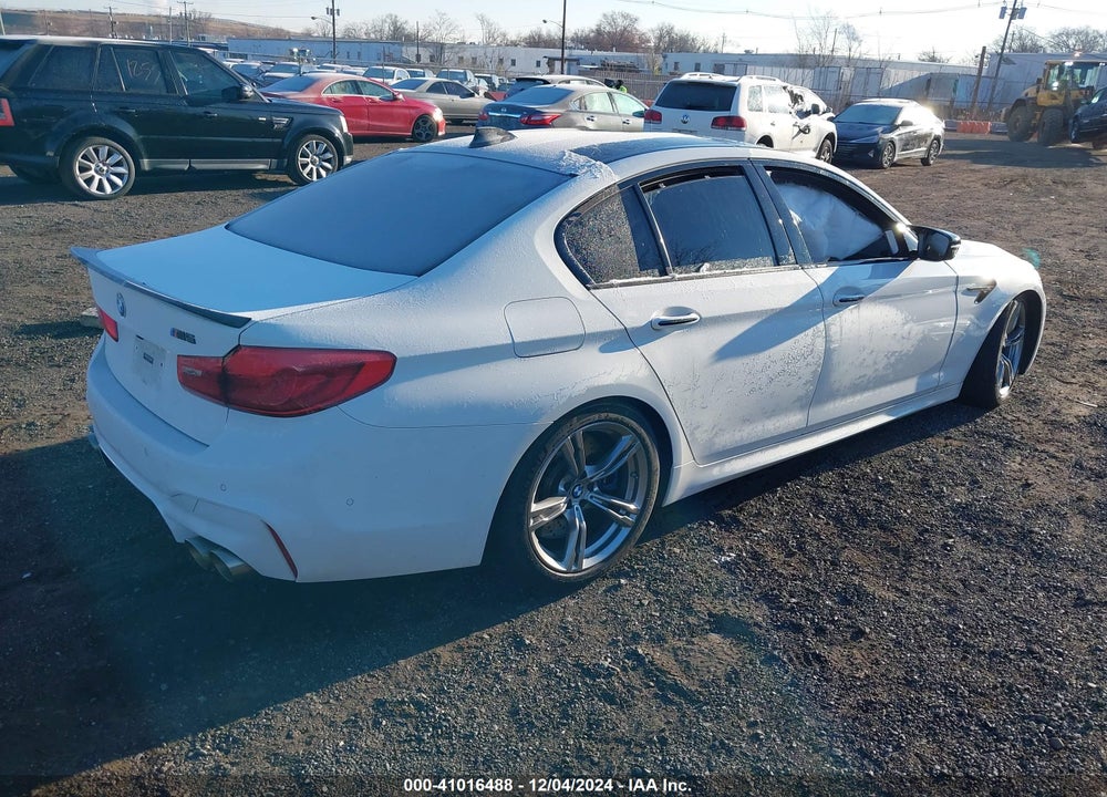 2018 BMW M5 VIN: WBSJF0C59JB282776