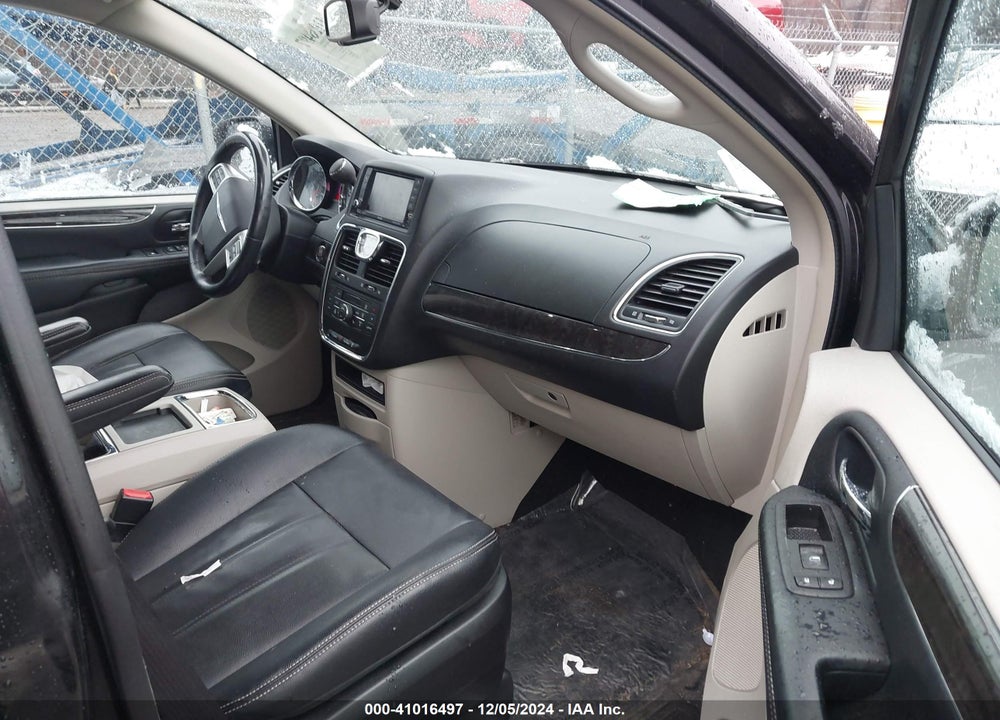 2016 CHRYSLER TOWN & COUNTRY TOURING VIN: 2C4RC1BG6GR132971