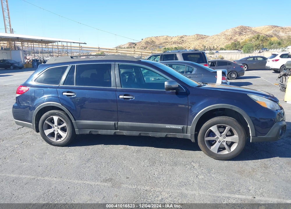 2014 SUBARU OUTBACK 3.6R LIMITED VIN: 4S4BRDPC5E2256812