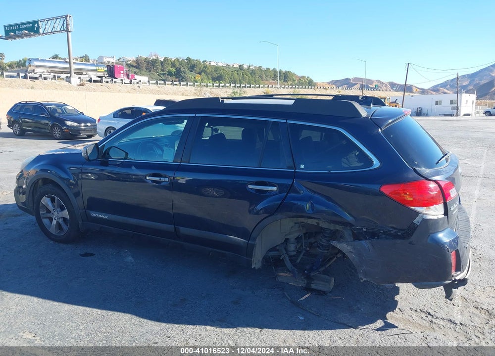 2014 SUBARU OUTBACK 3.6R LIMITED VIN: 4S4BRDPC5E2256812