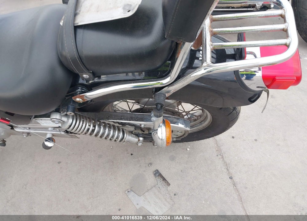 2002 YAMAHA XV250 VIN: JYA2UJE052A048565