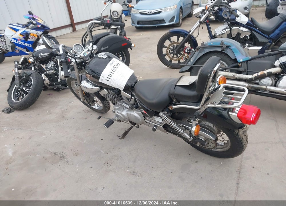 2002 YAMAHA XV250 VIN: JYA2UJE052A048565
