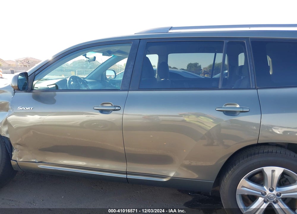 2008 TOYOTA HIGHLANDER SPORT VIN: JTEDS43A482008380