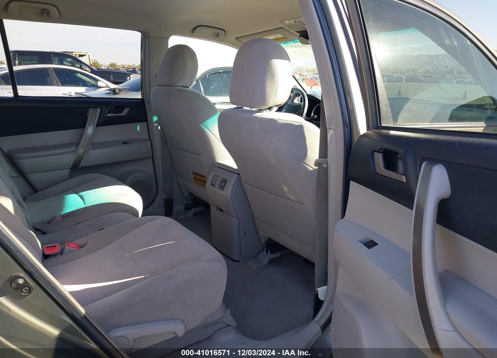 2008 TOYOTA HIGHLANDER SPORT VIN: JTEDS43A482008380