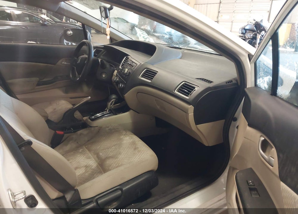 2014 HONDA CIVIC LX VIN: 2HGFB2F52EH500815