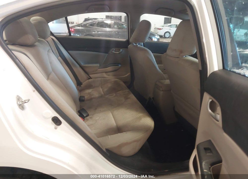 2014 HONDA CIVIC LX VIN: 2HGFB2F52EH500815