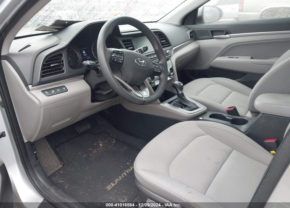 2019 HYUNDAI ELANTRA VIN: KMHD84LF9KU806721
