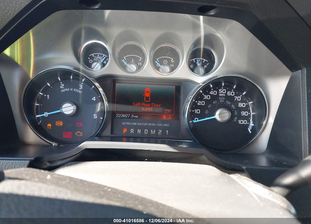 2014 FORD F-250 VIN: 1FT7W2BTXEEA82412