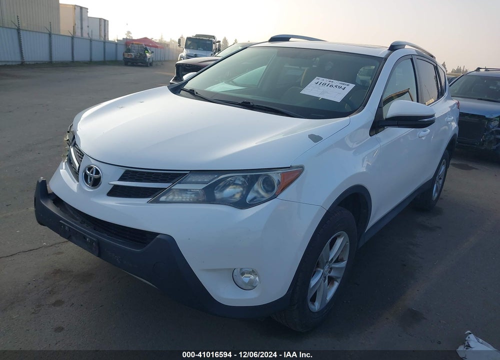 2014 TOYOTA RAV4 XLE VIN: 2T3WFREV7EW116607