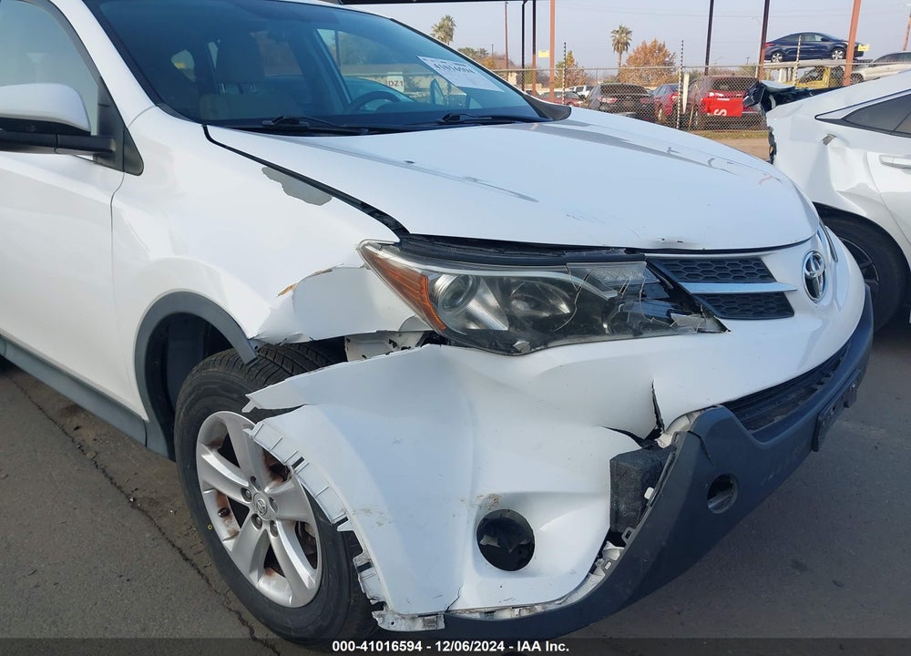 2014 TOYOTA RAV4 XLE VIN: 2T3WFREV7EW116607