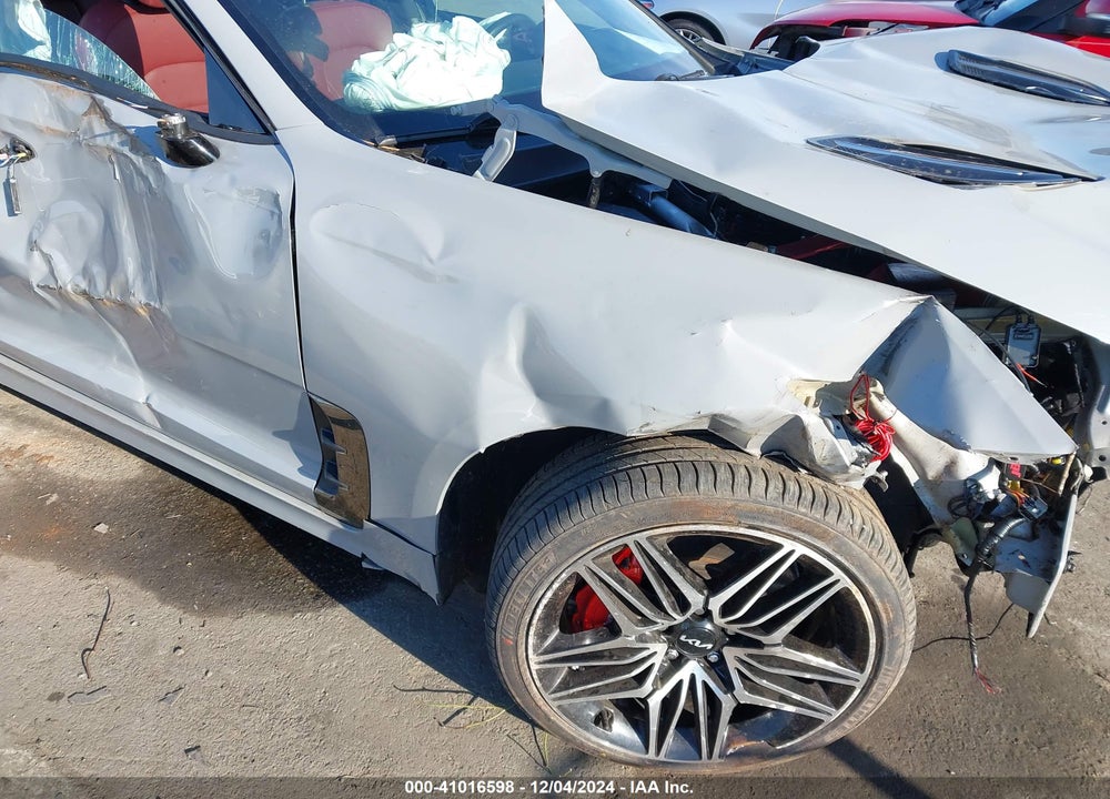 2023 KIA STINGER VIN: KNAE55LC4P6124349