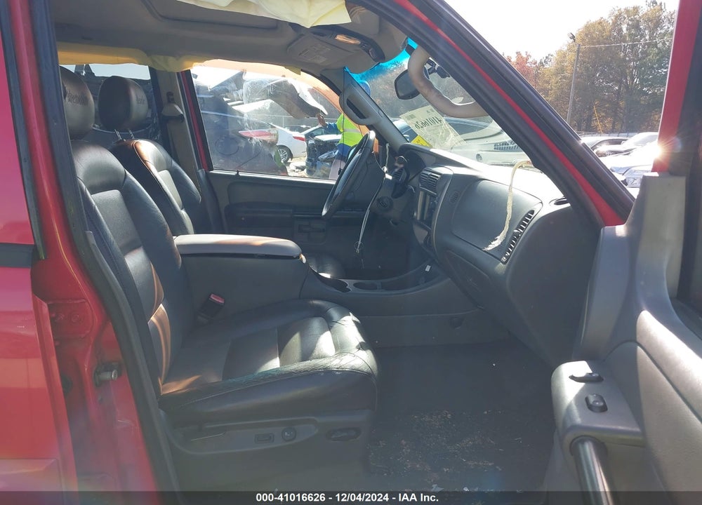 2005 FORD EXPLORER SPORT TRAC ADRENALIN/XLS/XLT VIN: 1FMDU67K05UA22754