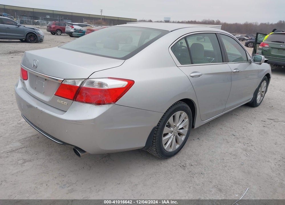2014 HONDA ACCORD EX VIN: 1HGCR2F70EA148073