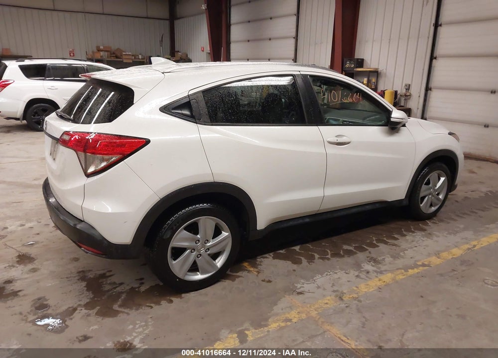 2019 HONDA HRV VIN: 3CZRU5H78KM704807