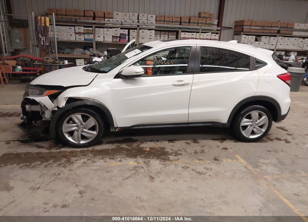 2019 HONDA HRV VIN: 3CZRU5H78KM704807